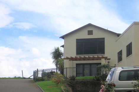 Photo of property in 52 Matipo Avenue, Pomare, Rotorua, 3015