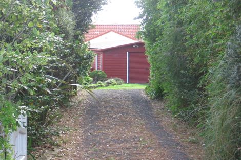 Photo of property in 271 East Coast Road, Mairangi Bay, Auckland, 0630