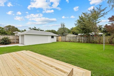 Photo of property in 340 Memorial Avenue, Burnside, Christchurch, 8053