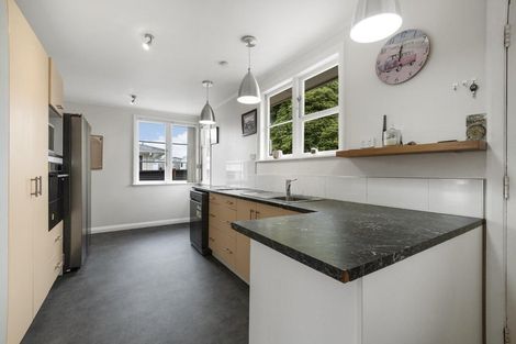 Photo of property in 10 Okoroire Street, Tirau, 3410