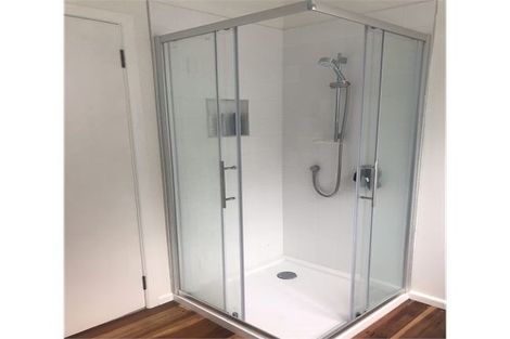 Photo of property in 53 London Road, Korokoro, Lower Hutt, 5012