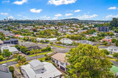 Photo of property in 11b Lloyd Avenue, Mount Albert, Auckland, 1025