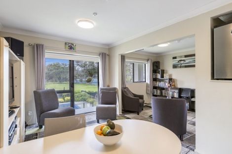 Photo of property in 2d/25 Weranui Road, Waiwera, Orewa, 0994