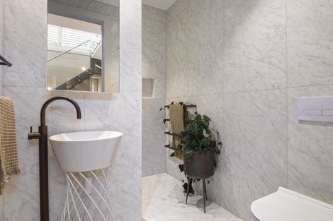 Photo of property in 62 St Marys Road, Saint Marys Bay, Auckland, 1011