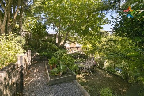 Photo of property in 41 Maungaraki Road, Korokoro, Lower Hutt, 5012