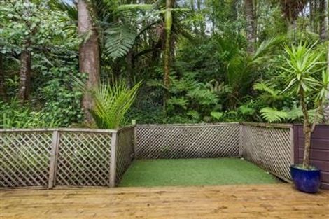 Photo of property in 2/48 Park Hill Road, Birkenhead, Auckland, 0626