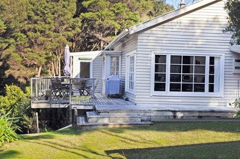 Photo of property in 36 Schoolhouse Bay Road, Kawau Island, 0920