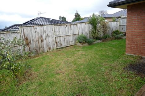 Photo of property in 5 Anna Lane, Glen Eden, Auckland, 0602