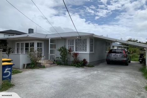 Photo of property in 5 Ingleby Place, Kelston, Auckland, 0602