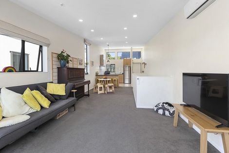 Photo of property in 7/104 Maupuia Road, Maupuia, Wellington, 6022