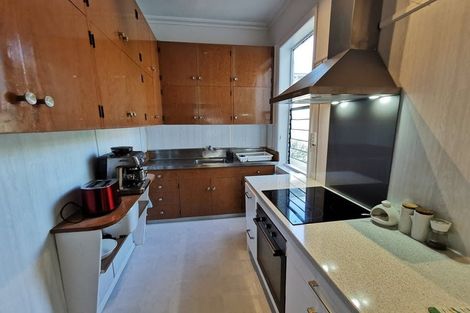 Photo of property in 1/57 Hawker Street, Mount Victoria, Wellington, 6011