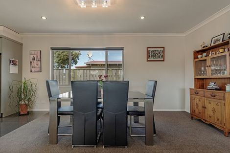 Photo of property in 28 Thomas Place, Foxton Beach, Foxton, 4815