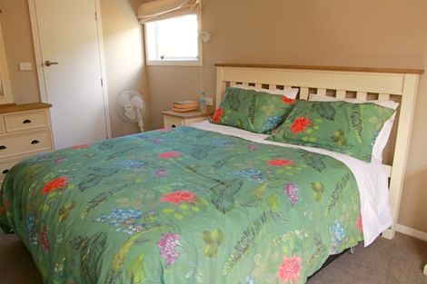 Photo of property in 10 Seaview Road, Herbertville, Dannevirke, 4970