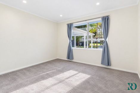 Photo of property in 38 Sunline Avenue, Massey, Auckland, 0614