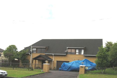 Photo of property in 2/149 Colwill Road, Massey, Auckland, 0614