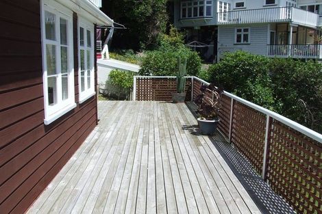 Photo of property in 7 Crawford Road, Kilbirnie, Wellington, 6022