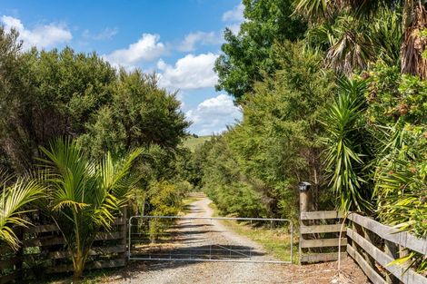 Photo of property in 149 Whaka Street, Maungaturoto, 0583