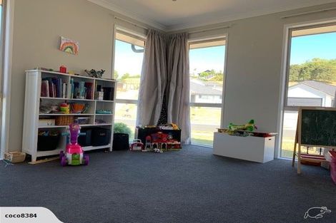 Photo of property in 4 Lakeside Terrace, Omokoroa, 3114