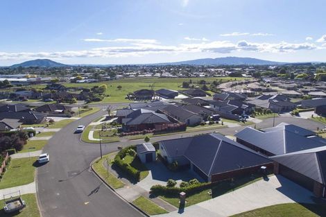 Photo of property in 115 Rosehearty Place, Te Awamutu, 3800