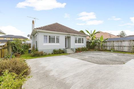 Photo of property in 8 Hamilton Road, Papatoetoe, Auckland, 2025