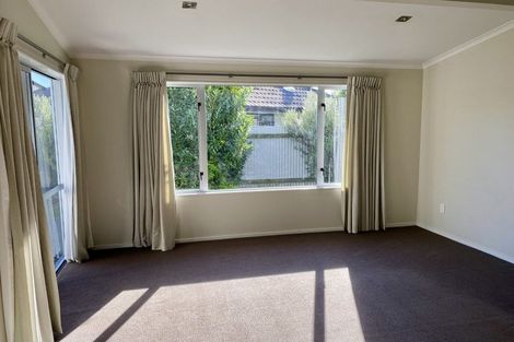 Photo of property in 15 Newbury Place, Taradale, Napier, 4112