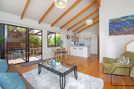 Photo of property in 3 Jandell Crescent, Bucklands Beach, Auckland, 2014