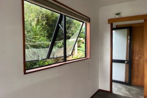 Photo of property in 1/29 Oaktree Avenue, Browns Bay, Auckland, 0630