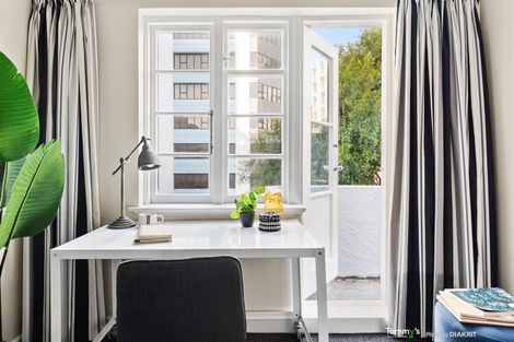 Photo of property in 20f Portland Crescent, Thorndon, Wellington, 6011