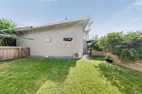 Photo of property in 14e Maple Crescent, Whalers Gate, New Plymouth, 4310