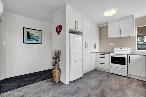 Photo of property in 20a Virginia Place, Whalers Gate, New Plymouth, 4310
