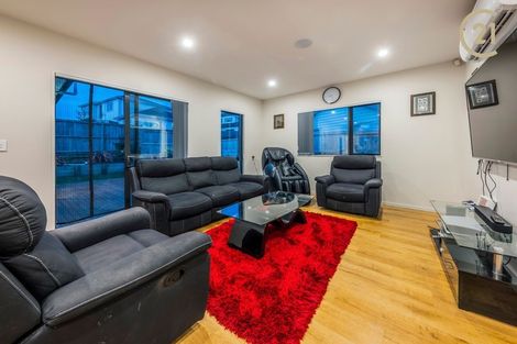 Photo of property in 36 Melgran Avenue, Papakura, 2110