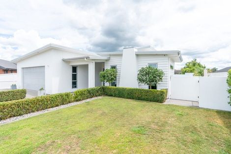 Photo of property in 10 Whistler Close, Rototuna North, Hamilton, 3210