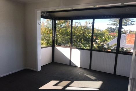 Photo of property in 7 Kiernan Place, Kelston, Auckland, 0602