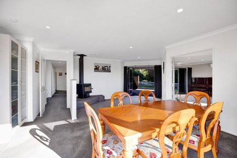 Photo of property in 90 Ridgewood Drive, Ridgewood, New Plymouth, 4371