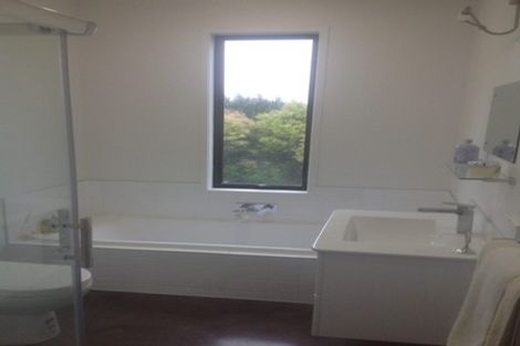 Photo of property in 6 Puketiro Road, Whitford, 2571