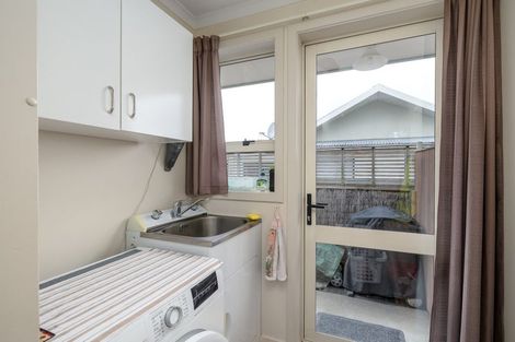 Photo of property in 5 Herbert Street, Waimate, 7924