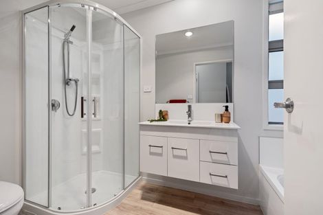 Photo of property in 3 Foley Grove, Pyes Pa, Tauranga, 3110