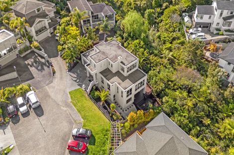 Photo of property in 43 Zara Court, Windsor Park, Auckland, 0632