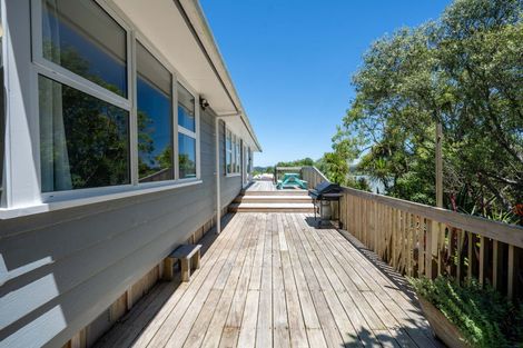 Photo of property in 47 Merril Road, Paparoa, 0571