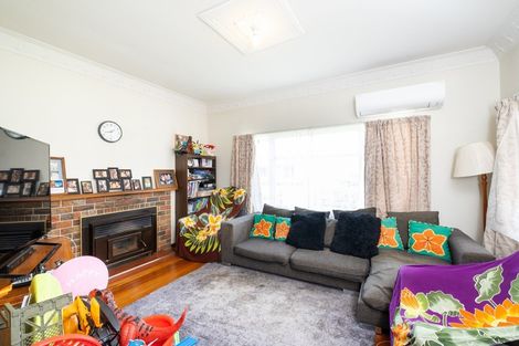 Photo of property in 4 Williamson Road, Clive, 4102