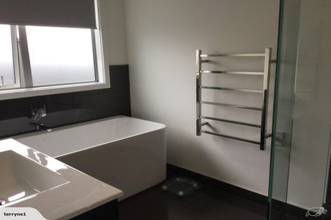 Photo of property in 3 Aparima Place, Awatoto, Napier, 4110