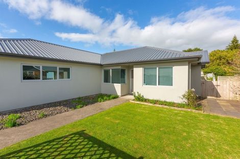 Photo of property in 30 Penrod Drive, Bell Block, New Plymouth, 4312