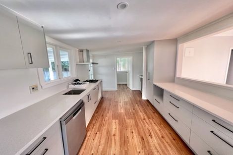 Photo of property in 31 Rambler Crescent, Beach Haven, Auckland, 0626