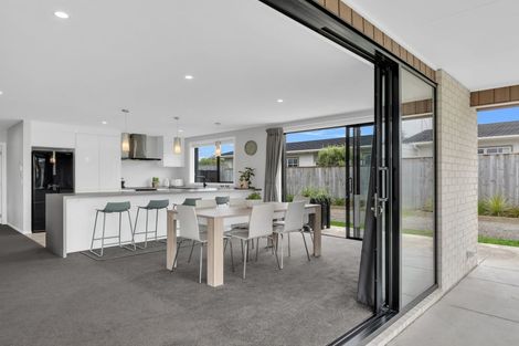 Photo of property in 6 Cambridge Street, Pahiatua, 4910