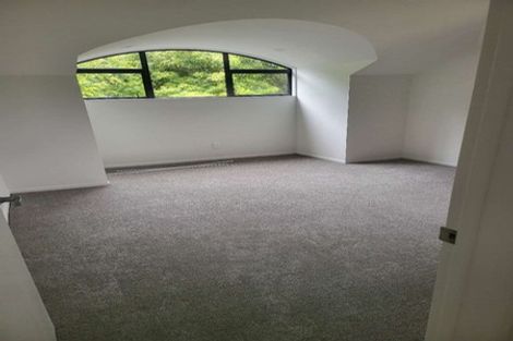 Photo of property in 20 Te Hoe Grove, Pinehill, Auckland, 0632