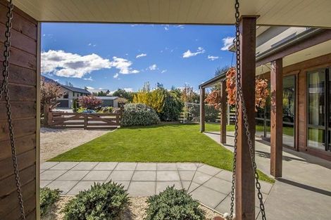 Photo of property in 4 Ryalls Way, Lake Hawea, Wanaka, 9382