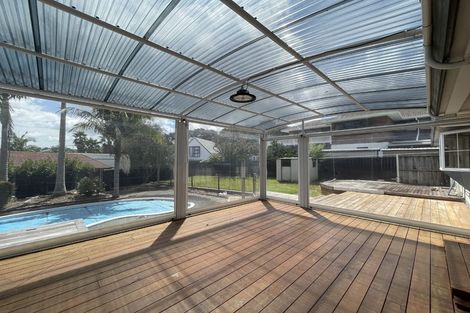 Photo of property in 2 Lemonwood Place, The Gardens, Auckland, 2105