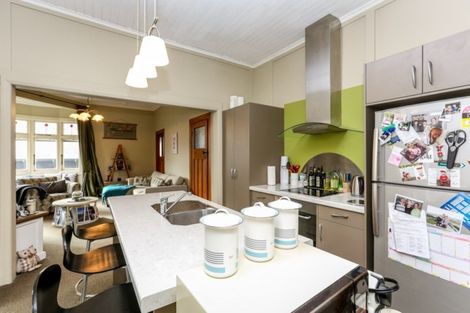 Photo of property in 246 Saint Aubyn Street, New Plymouth, 4310