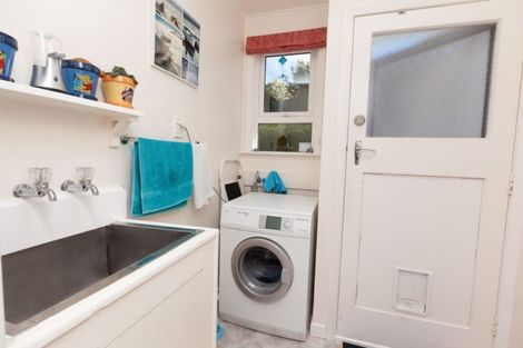 Photo of property in 4 Makora Grove, Paremata, Porirua, 5024