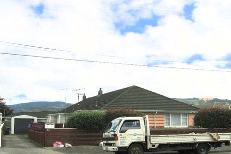 Photo of property in 2/33 King Street, Ebdentown, Upper Hutt, 5018